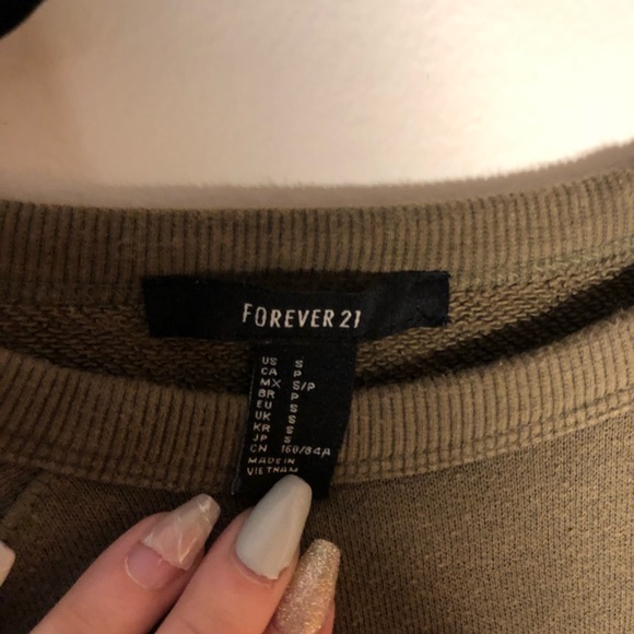 Army green cropped crew neck - Picture 2 of 2